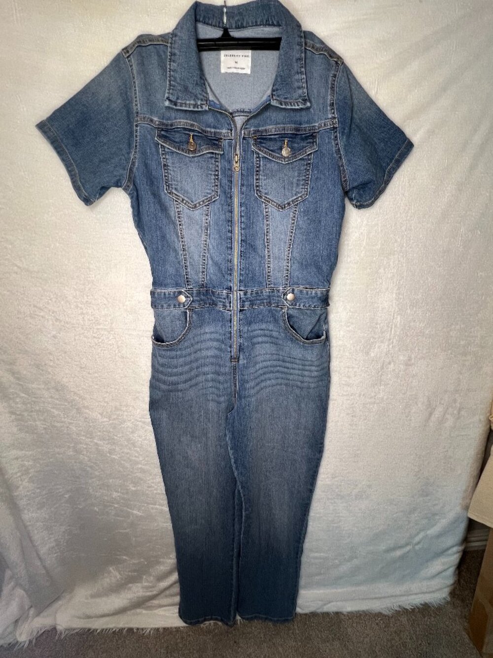 Celebrity Pink Denim zip front jumpsuit, Sz M